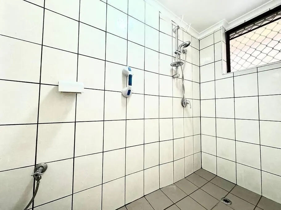 Convenient 2-Bdr Studio In Macgregor 3Elb Brisbane Holiday home