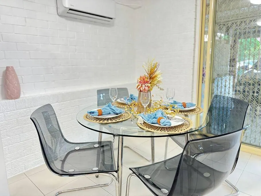 Convenient 2-Bdr Studio In Macgregor 3Elb Brisbane Holiday home