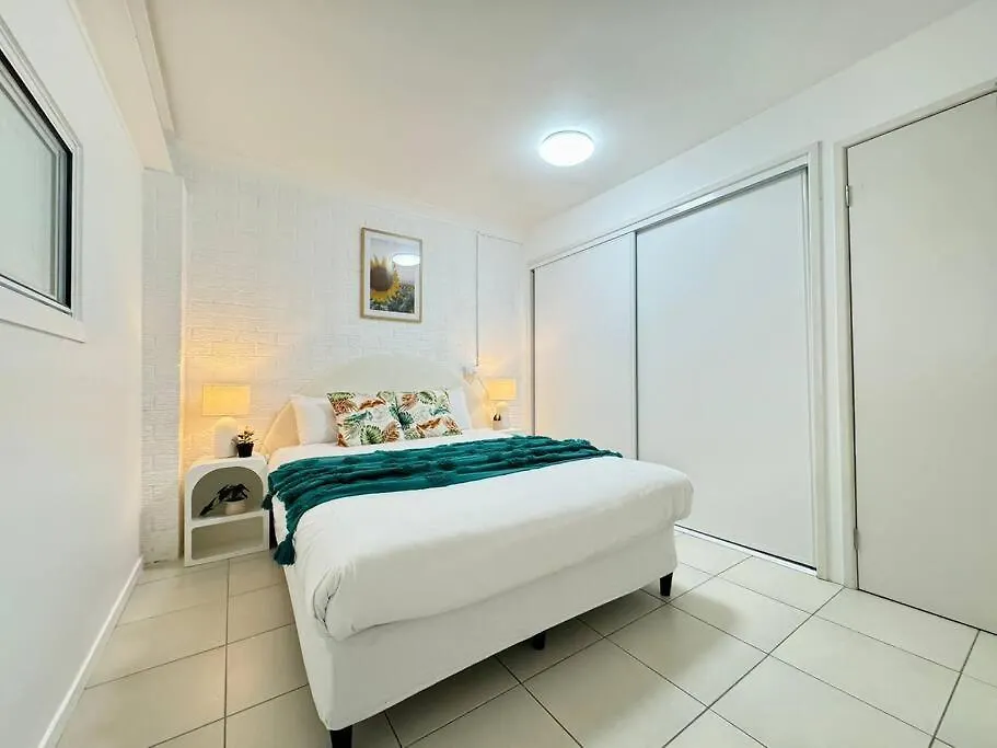 Holiday home Convenient 2-Bdr Studio In Macgregor 3Elb Brisbane Australia